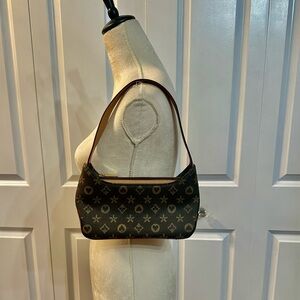 Chic Brown and Black Shoulder Bag. NWOT